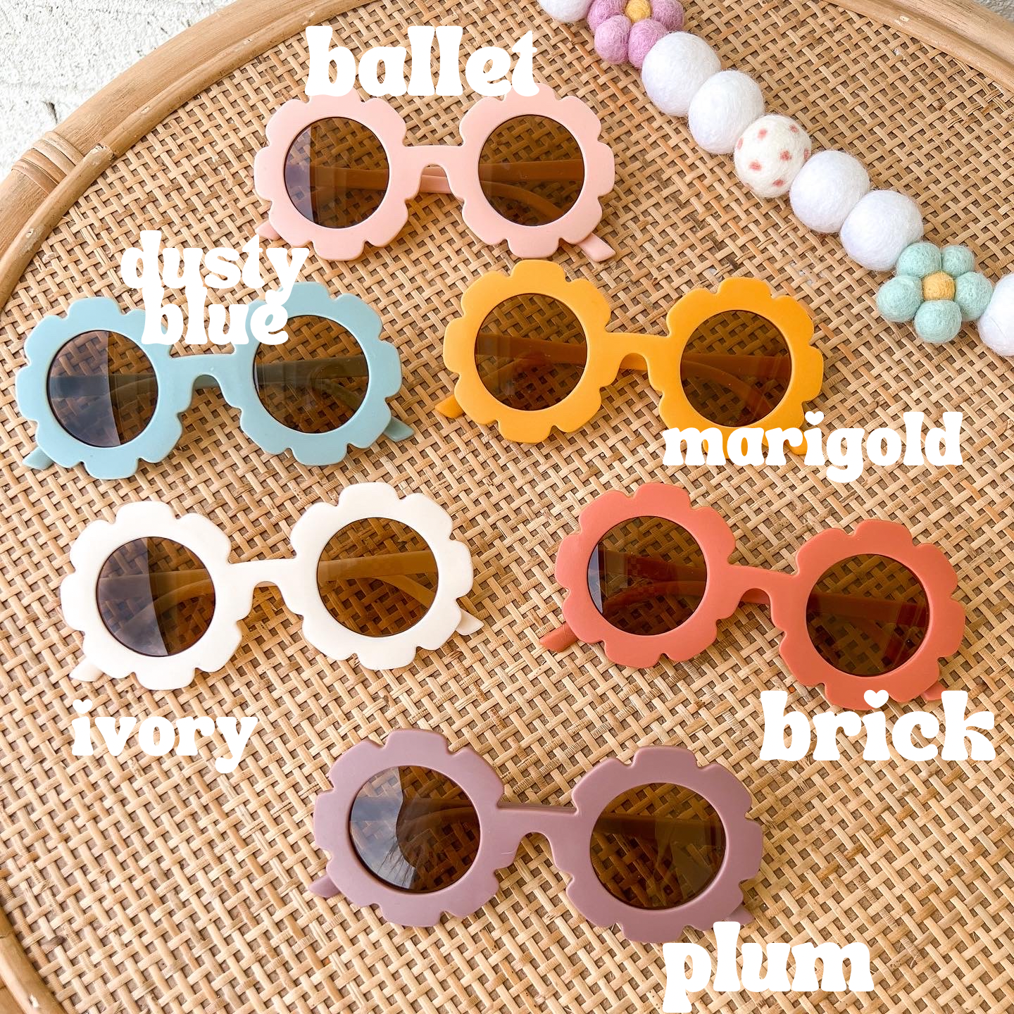 Daisy Name Glasses